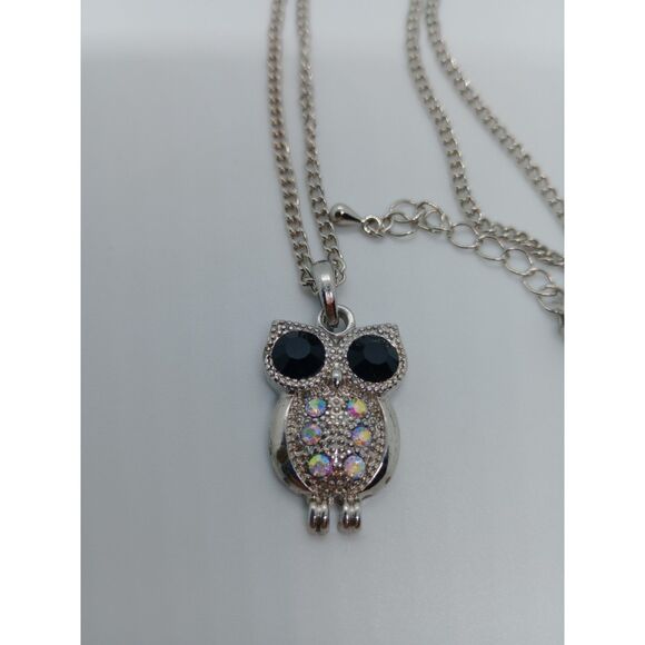 Black AB Rhinestone Owl Pendant Silver Tone 18-20" Chain Necklace - Picture 3 of 6
